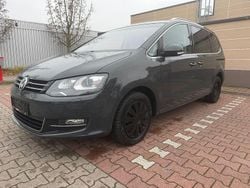 Grau Gebraucht 2015 VW Sharan Highline Van / Kleinbus | 11.900 € (Guter Preis)