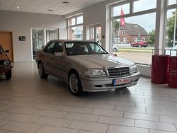 Silber Gebraucht 1997 Mercedes C240 Limousine | 9.000 € (Fairer Preis)
