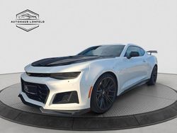 Weiß Gebraucht 2018 Chevrolet Camaro ZL1 | 42.900 €