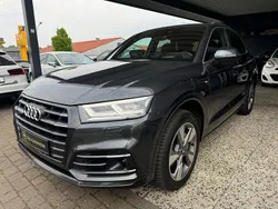Grau Gebraucht 2020 Audi Q5 Sport SUV | 29.500 € (Guter Preis)