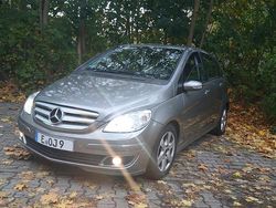 Silber Gebraucht 2006 Mercedes B200 Van / Kleinbus | 2.200 € (Fairer Preis)