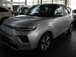 Silber Gebraucht 2021 Kia Soul EV Edition 7 SUV | 18.490 € (Etwas zu teuer)