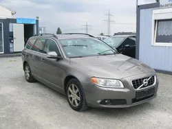 Grau Gebraucht 2011 Volvo V70 Kinetic Kombi | 3.490 € (Fairer Preis)