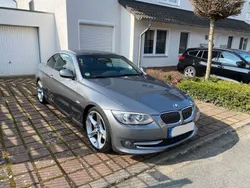 Grau Gebraucht 2011 BMW 330 Cabriolet Comfort Edition Cabrio | 15.000 € (Fairer Preis)