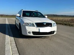 Weiß Gebraucht 2009 Skoda Octavia RS Kombi | 6.400 € (Fairer Preis)