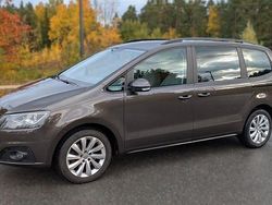 Braun Gebraucht 2015 Seat Alhambra Ecomotive Van / Kleinbus | 15.700 € (Guter Preis)