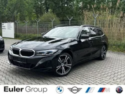 Schwarz Gebraucht 2024 BMW 330e Performance Kombi | 44.377 € (Fairer Preis)