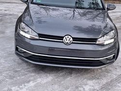 Grau Gebraucht 2019 VW Golf Comfortline Limousine | 15.499 € (Fairer Preis)