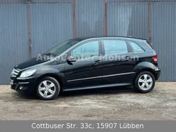 Schwarz Gebraucht 2010 Mercedes B160 Van / Kleinbus | 6.980 € (Fairer Preis)
