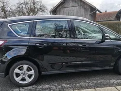 Schwarz Gebraucht 2019 Ford S-MAX S Van / Kleinbus | 19.350 € (Fairer Preis)