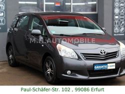 Grau Gebraucht 2010 Toyota Verso Life Van / Kleinbus | 6.990 € (Fairer Preis)