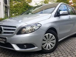 Silber Gebraucht 2013 Mercedes B180 Van / Kleinbus | 13.400 € (Fairer Preis)