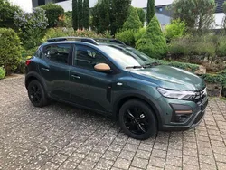 Grün Neu 2025 Dacia Sandero Extreme Kleinwagen | 18.380 € (Fairer Preis)