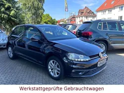 Schwarz Gebraucht 2018 VW Golf VII Limousine | 13.450 € (Fairer Preis)