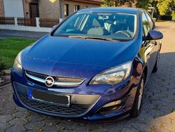 Blau Gebraucht 2014 Opel Astra Style Limousine | 6.300 € (Fairer Preis)
