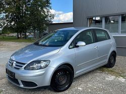 Silber Gebraucht 2005 VW Golf Plus Cross Comfortline Van / Kleinbus | 5.490 € (Guter Preis)
