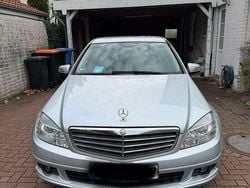 Grau Gebraucht 2009 Mercedes C180 Limousine | 3.850 € (Superpreis)