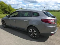 Grau Gebraucht 2010 Renault Mégane GrandTour Luxe Kombi | 2.949 € (Guter Preis)