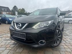 Schwarz Gebraucht 2016 Nissan Qashqai N-Connecta SUV | 12.990 € (Fairer Preis)