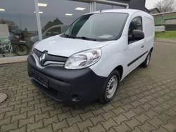 Weiss (mineral weiss) Gebraucht 2017 Renault Kangoo Basis Van / Kleinbus | 10.490 € (Fairer Preis)