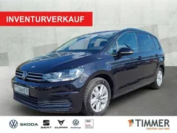 Deep black perleffekt Gebraucht 2024 VW Touran Comfortline Van / Kleinbus | 34.480 € (Fairer Preis)