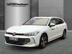 Weiß Gebraucht 2025 VW Passat Elegance Kombi | 41.890 € (Teuer)