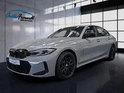 Grau Gebraucht 2023 BMW M340 Performance Limousine | 57.800 € (Fairer Preis)