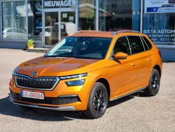Orange Gebraucht 2023 Skoda Kamiq Style SUV | 15.900 €