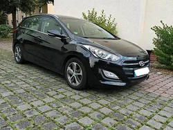 Schwarz Gebraucht 2015 Hyundai i30 Kombi | 7.800 € (Fairer Preis)