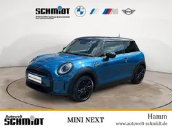 (blau) island blue Gebraucht 2024 Mini Cooper Classic Kleinwagen | 29.770 € (Etwas zu teuer)