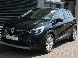 Blackpearlschwarz (metallic) Gebraucht 2021 Renault Captur Experience SUV | 16.450 € (Fairer Preis)