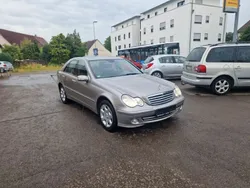 Grau Gebraucht 2005 Mercedes C200 Elegance Limousine | 4.750 € (Fairer Preis)