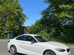 Weiß Gebraucht 2016 BMW M240 M Sport Coupé | 15.900 €