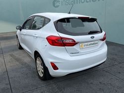 Weiß Gebraucht 2019 Ford Fiesta Trend Kleinwagen | 10.240 € (Fairer Preis)