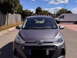 Beige Gebraucht 2019 Hyundai i10 Kleinwagen | 8.399 € (Guter Preis)