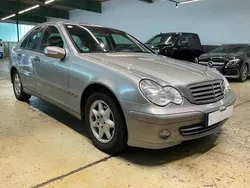 Gold Gebraucht 2006 Mercedes C220 Limousine | 4.999 € (Fairer Preis)