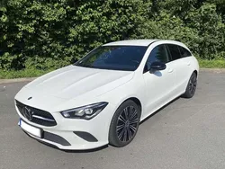 Weiß Gebraucht 2020 Mercedes CLA200 Shooting Brake Kombi | 19.300 € (Guter Preis)