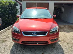 Rot Gebraucht 2007 Ford Focus Titanium Limousine | 2.300 € (Guter Preis)