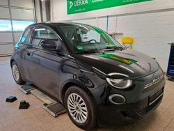 Schwarz Gebraucht 2023 Fiat 500e Kleinwagen | 23.999 € (Fairer Preis)
