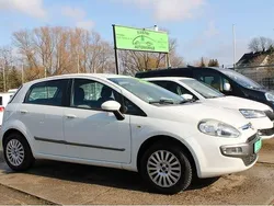 Weiss Gebraucht 2010 Fiat Punto Dynamic Kleinwagen | 4.500 € (Teuer)