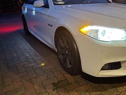 Weiß Gebraucht 2014 BMW 530 Kombi | 11.700 € (Guter Preis)