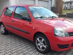 Rot Gebraucht 2009 Renault Clio II Limousine | 1.700 € (Guter Preis)
