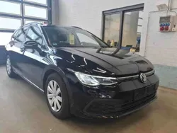 Schwarz Gebraucht 2021 VW Golf VIII Life Kombi | 26.357 € (Teuer)