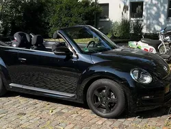 Schwarz Gebraucht 2016 VW Beetle Basis Cabrio | 13.500 € (Guter Preis)