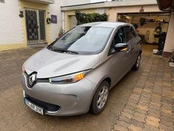 Silber Gebraucht 2015 Renault Zoe Life Kleinwagen | 6.700 € (Fairer Preis)