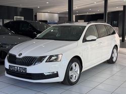 Weiß Gebraucht 2020 Skoda Octavia Ambition Kombi | 14.990 € (Fairer Preis)