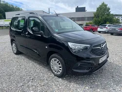 Schwarz Gebraucht 2023 Opel Combo Life Edition Van / Kleinbus | 21.200 € (Fairer Preis)