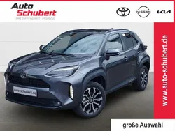 Marlingrau metallic Neu 2025 Toyota Yaris Cross SUV | 27.870 € (Guter Preis)