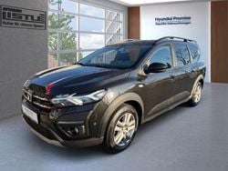 Perlmuttschwarz Gebraucht 2022 Dacia Jogger Comfort Van / Kleinbus | 17.985 € (Fairer Preis)