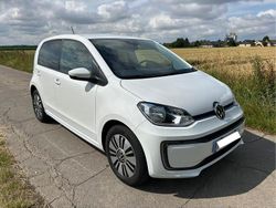 Weiß Gebraucht 2022 VW e-up! Style Kleinwagen | 15.900 € (Fairer Preis)